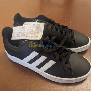 Adidas grand court base EE7900 (négociable) - Alger | jazyer.com